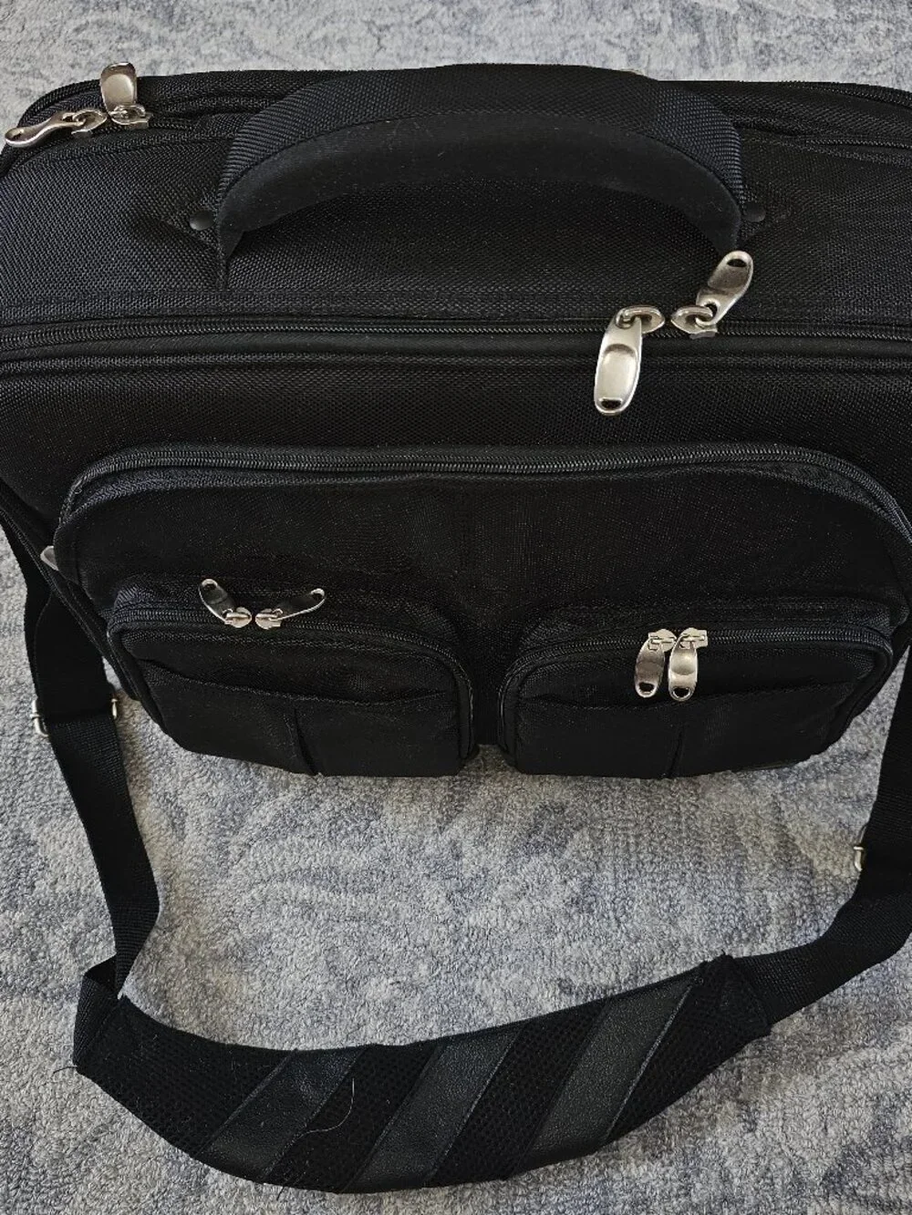 Skooba checkthrough brief laptop bag